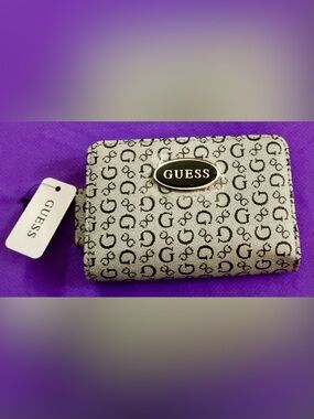 Guess Black Leather Card Wallet with ID Window